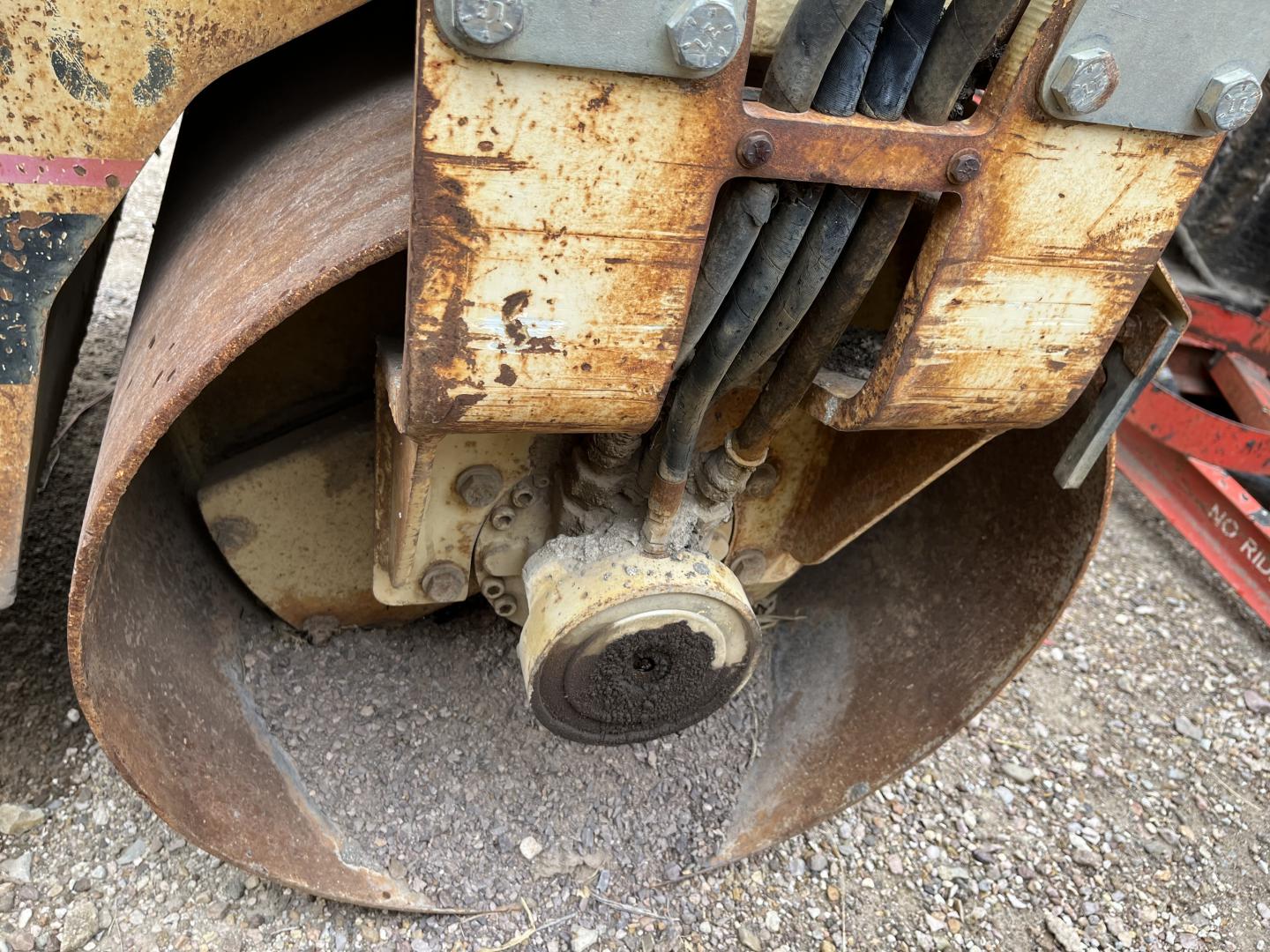 ./imagenes/INVOICE/2019/12485/COMPACTADOR INGERSOLL RAND  DD-32 (16).JPG